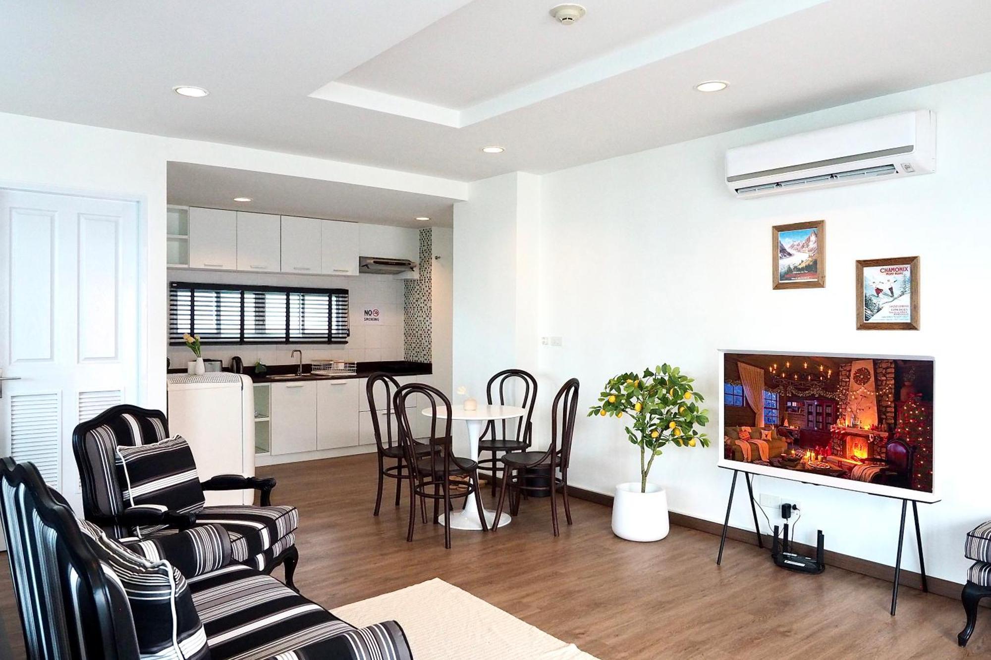 The Beach Bangsaen By Thanthita Next To Wonnapa Beach Free Disney Plus Eksteriør bilde